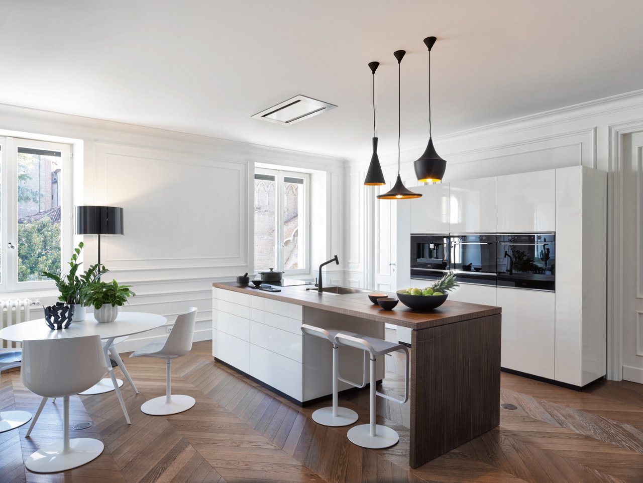 Cucina elegante con prodottti Franke