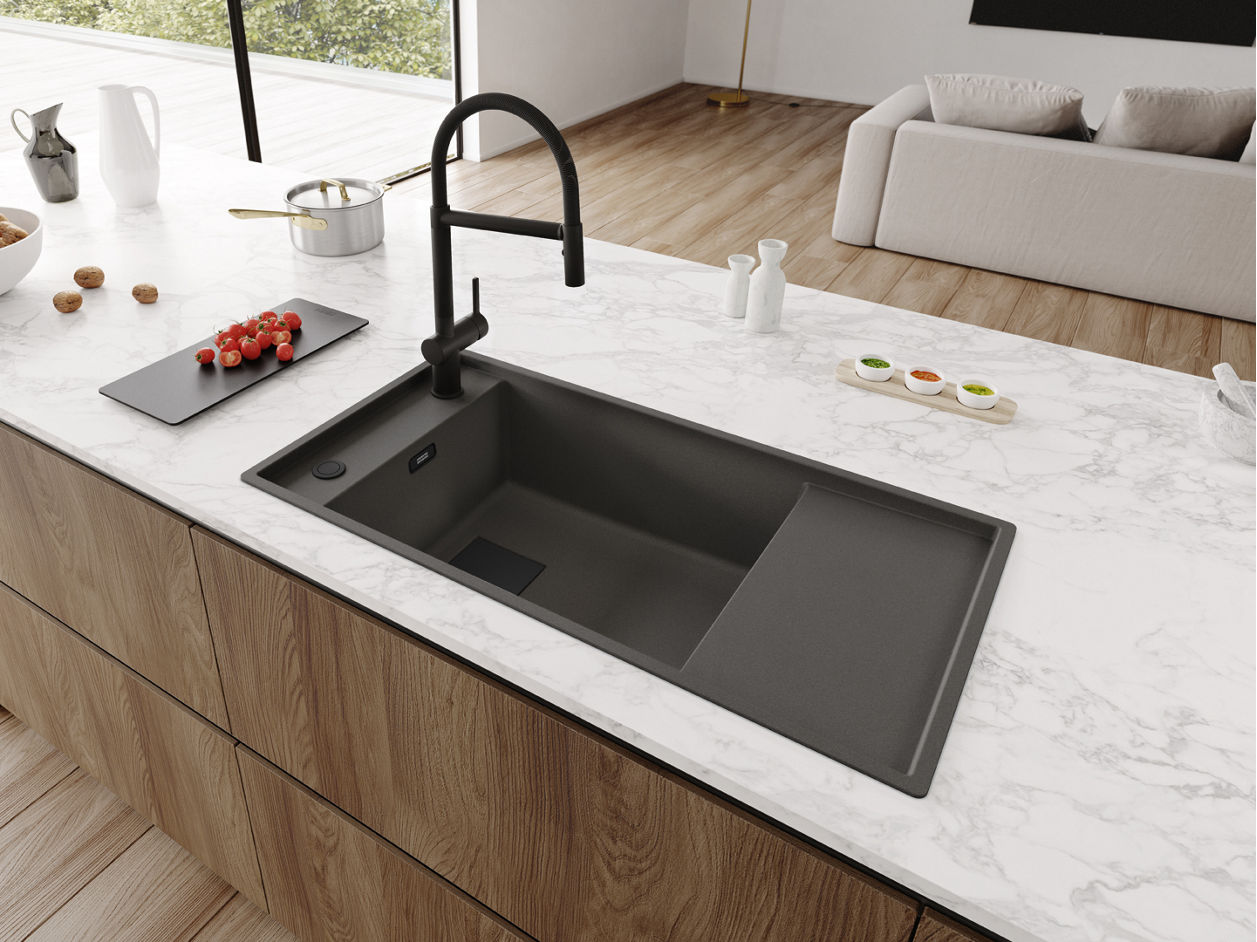 Matné čierne príslušenstvo