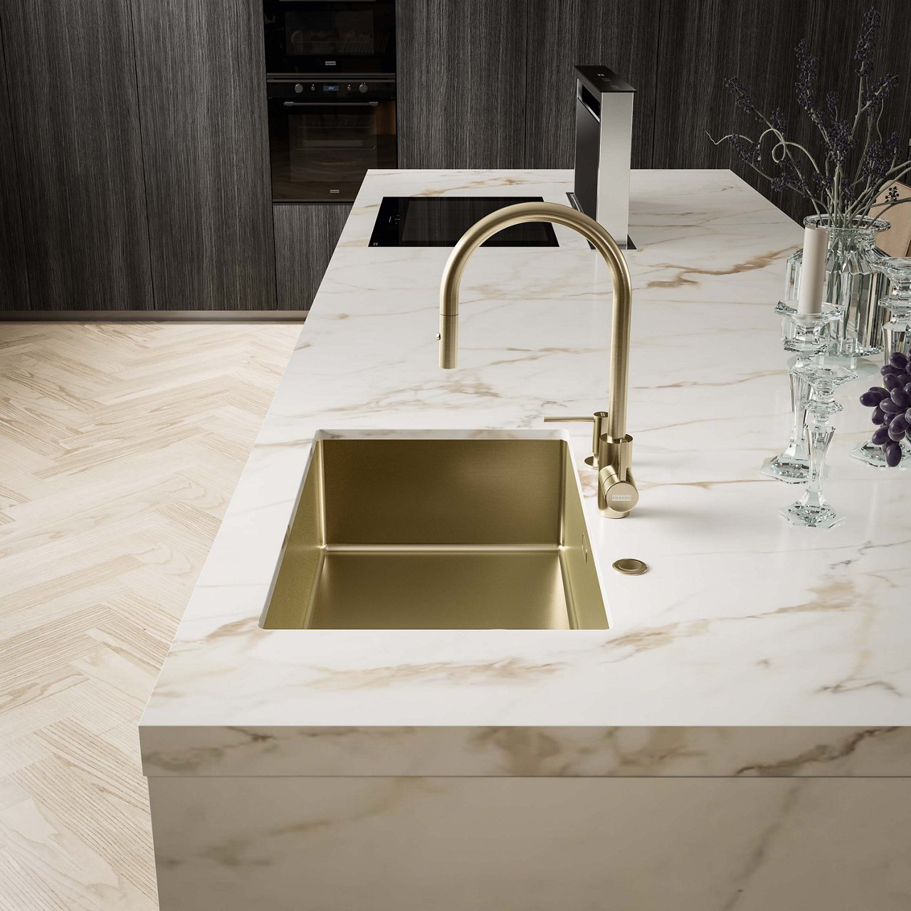 Mythos Masterpiece sink in Gold with Eos Neo Gold Faucet