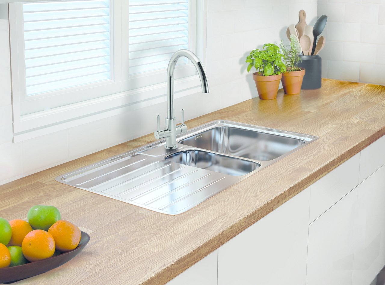 Carron Phoenix Atoll 150 sink with Rosolina tap