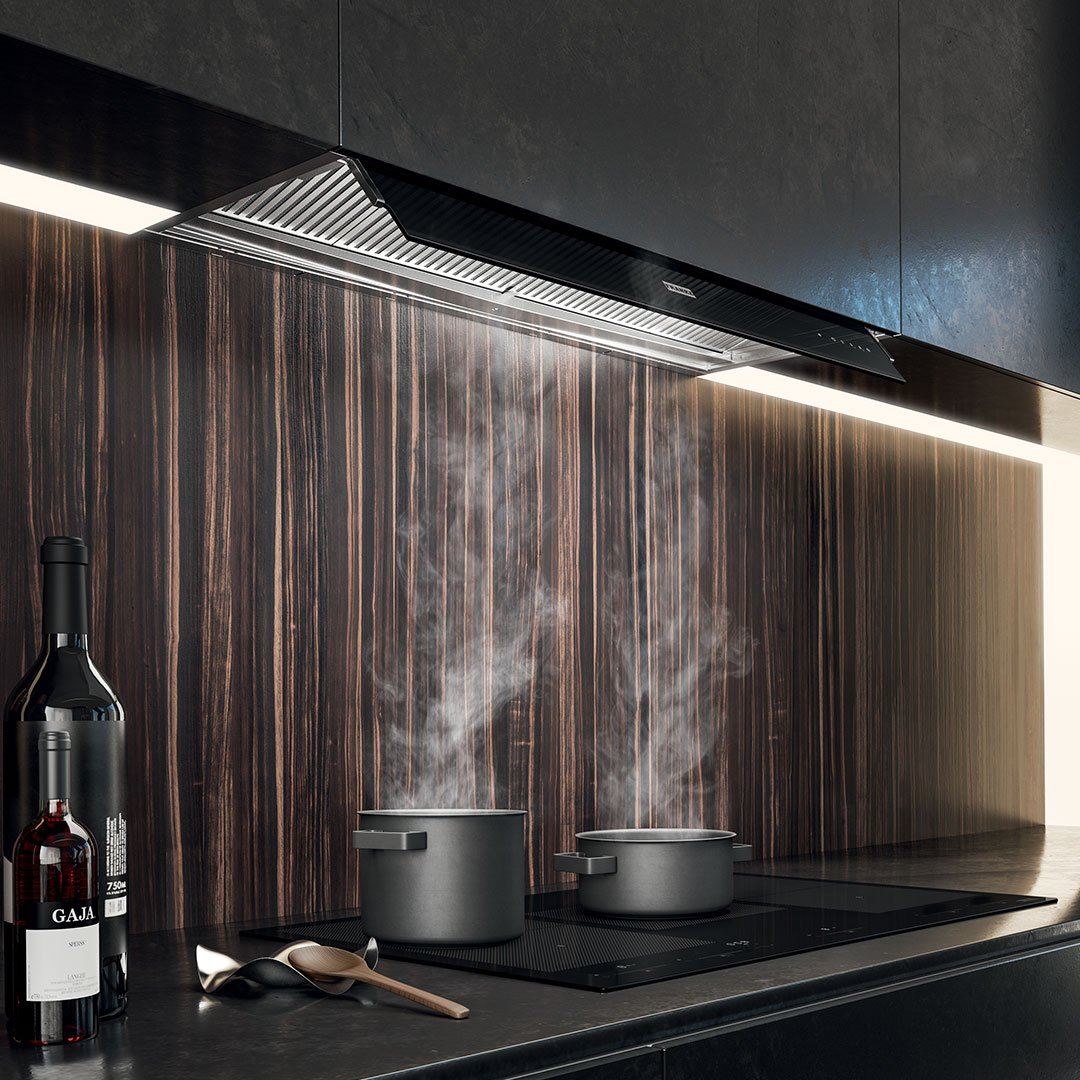 La campana empotrada Box Flush Premium de Franke tiene un diseño a ras que se integra perfectamente en los armarios. 