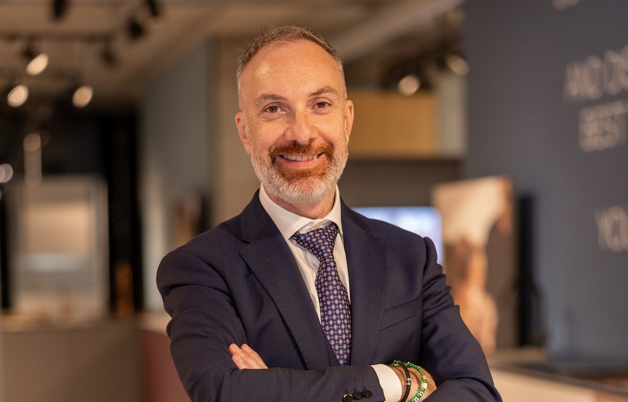 Image of Gianluca Vigato standing in the Franke showroom