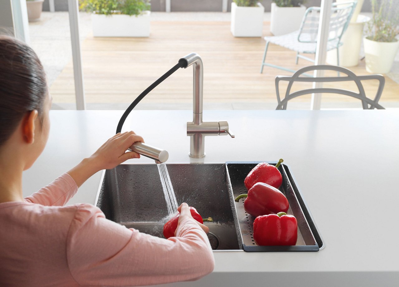 Kitchen Faucets Pull Down