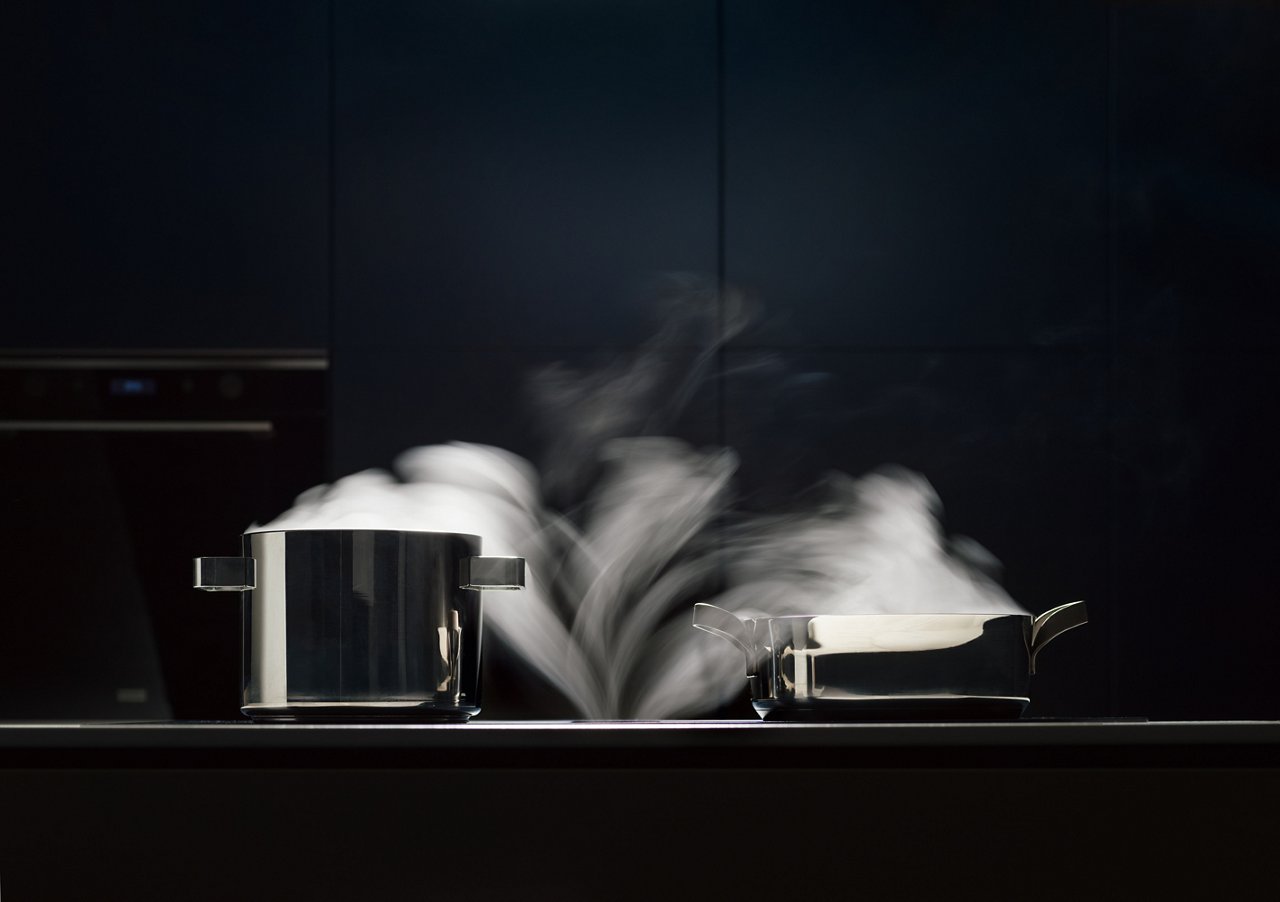 Franke Hob Extractor removing steam from saucepans