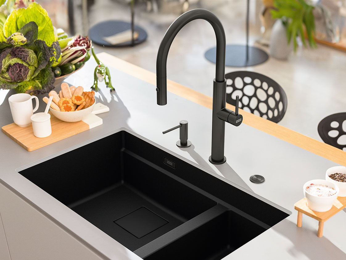 Franke Pescara black kitchen tap