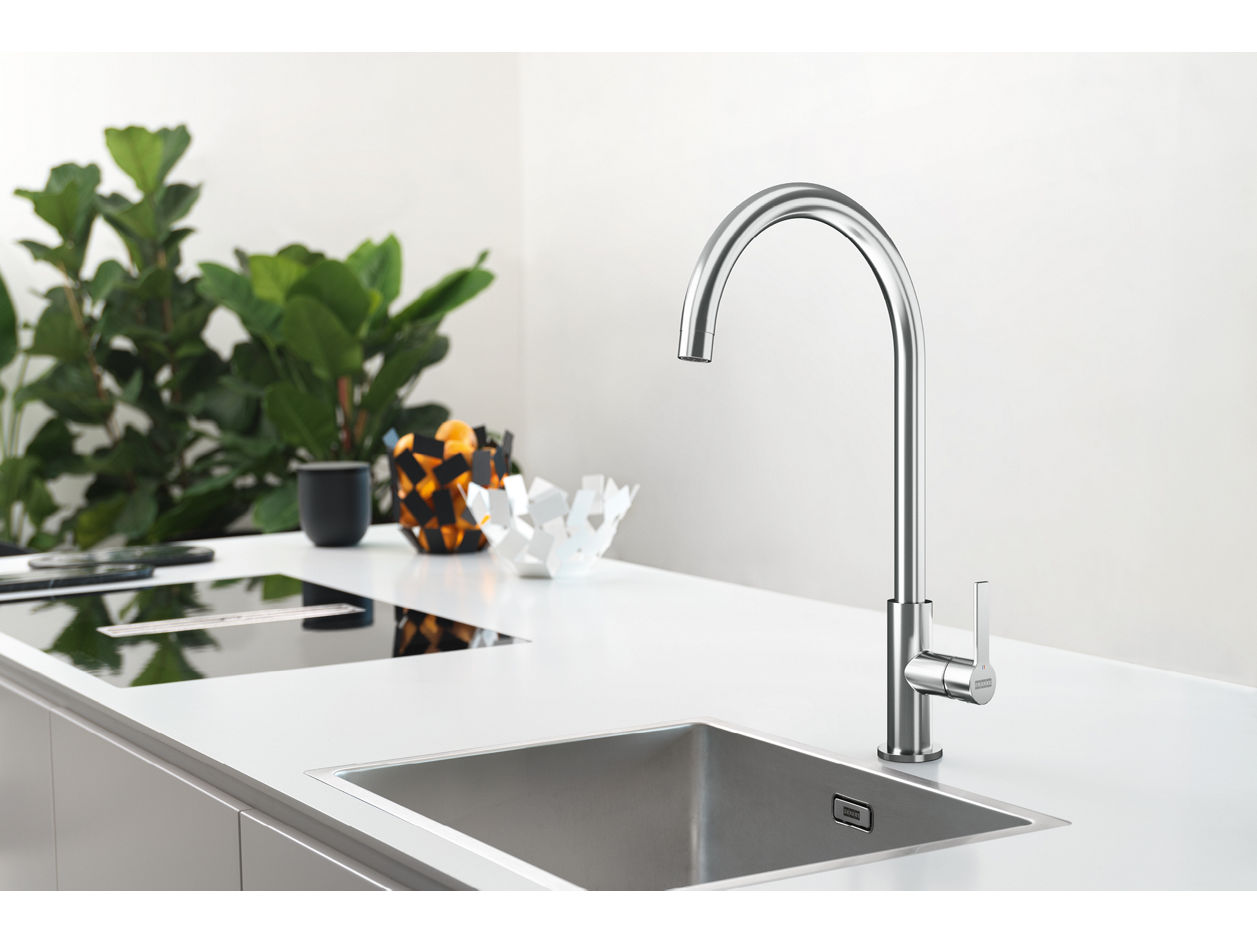 Змішувач Хром і раковина з нержавійки