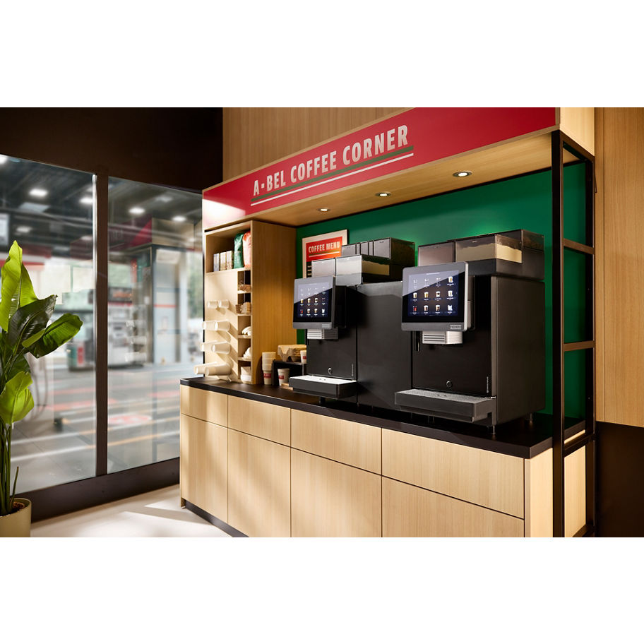 Franke Coffee Systems, fully automatic coffee machine, New A Line in a cstore coffee corner