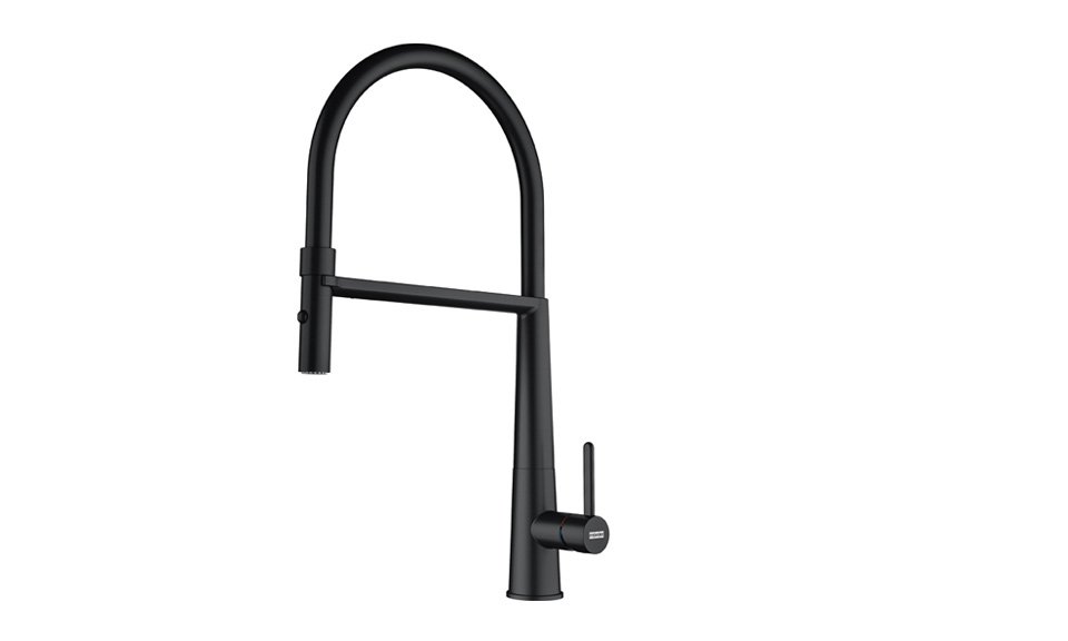 Icon Semi Pro Faucet in Matte Black